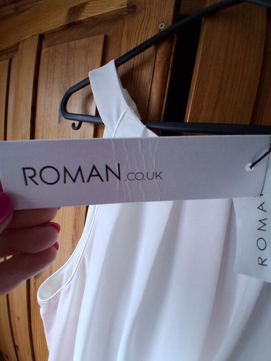 Roman dress uk 16 BNWT