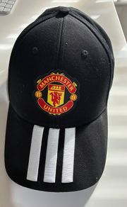Manchester United adidas Black Three Stripe Crest Cap Excellent