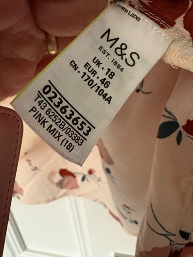 M&S top
