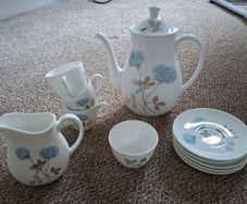 Coffee Pot and Cups