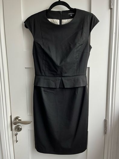 Warehouse dress size 10