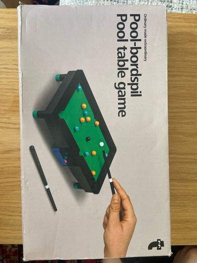 Pool table game