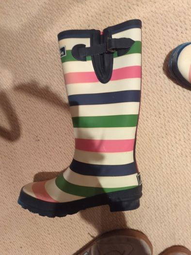 Used wellies