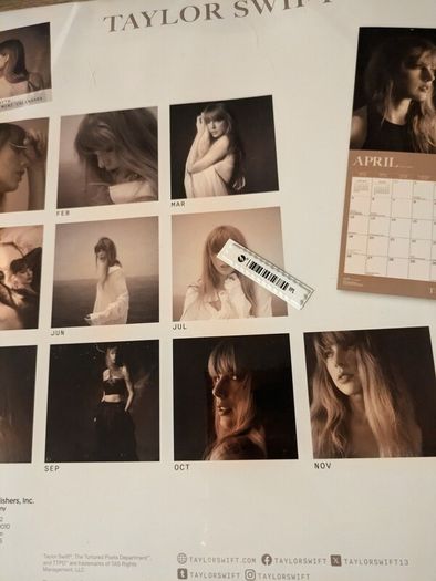 Wall calendar