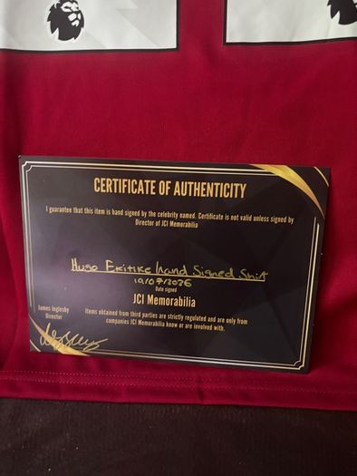 Hugo Ekitike signed Liverpool jersey