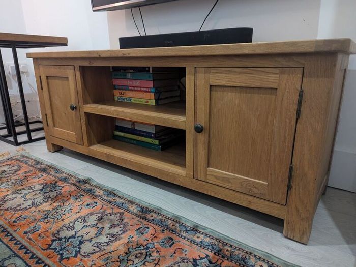 Solid Oak TV unit / TV stand