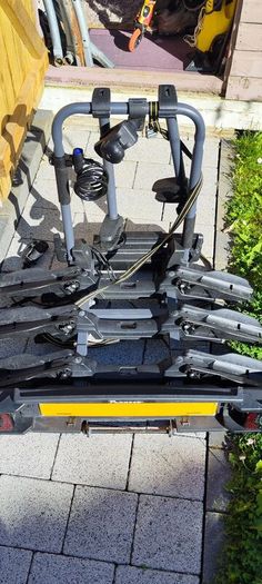Peruzzo 3 bike rack for tow bar