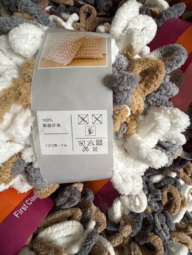 Huge bundle of finger knitting loop yarn wool 52 balls