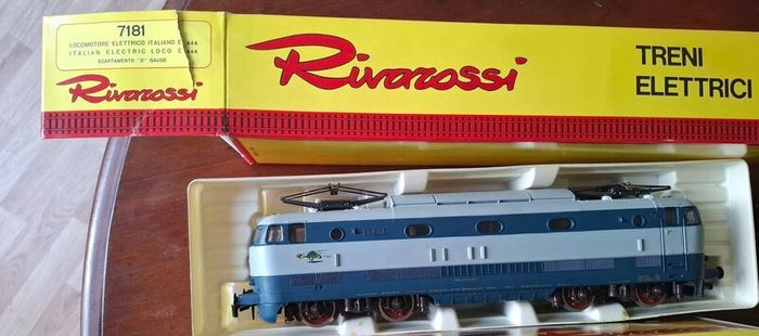 Rivarossi 7001 Italian Passenger Train  O Gauge
