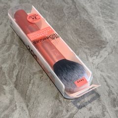 New Real Techniques Powder Brush
