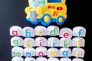 LeapFrog FRIDGE PHONICS Magnetic Alphabet ABC Bus + 26 letters