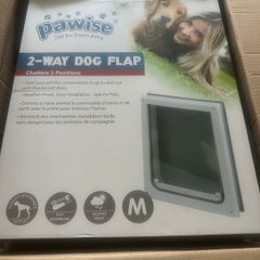 Pawise 2 Way Dog Flap Medium (M) Brand New