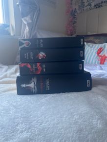 Full Twilight Saga Book Collection Offers Accepted