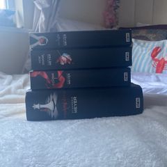 Full Twilight Saga Book Collection Offers Accepted