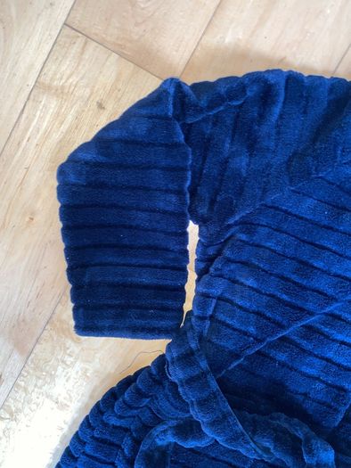 Polarn O Pyret Navy velour bathrobe 116cm or 4-6 years