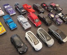 Hot Wheels Loose Bundle - Used Unboxed - Trucks/Jeeps