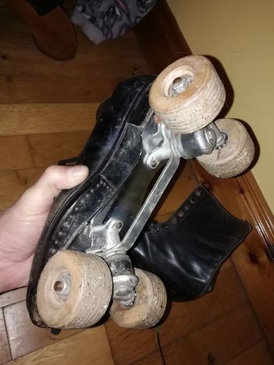 1940s roller skates