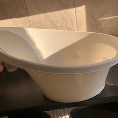 Shnuggle baby bath