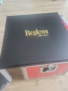 Reytons clifton park. 2 vinyl book boxset colour changing sleeve