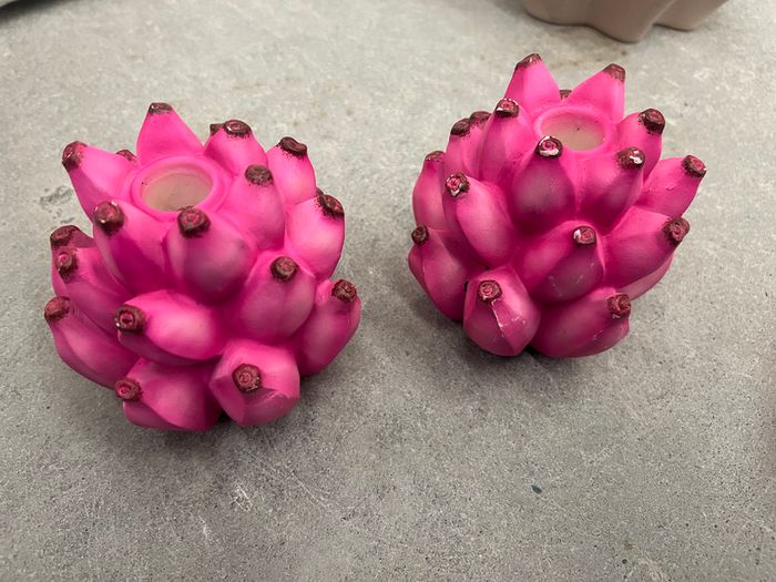 Candle holder