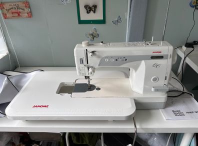 Janome 1600 QC sewing machine