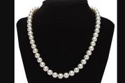 Beautiful Pearl Necklace - nice gift