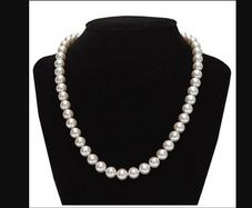 Beautiful Pearl Necklace - nice gift