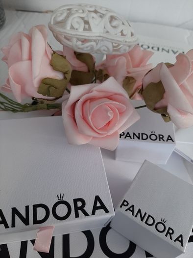 New genuine pandora bracelet