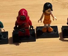 8 x Squid Game mini figures