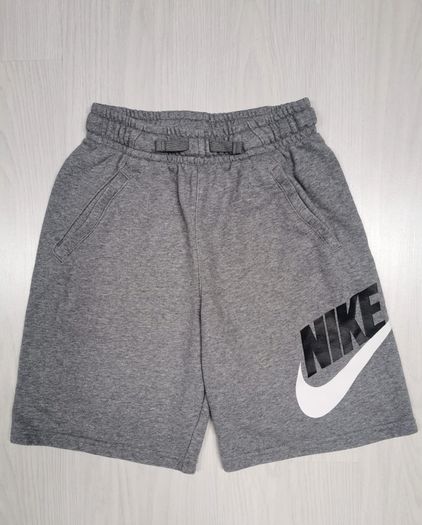 Boys Nike shorts size L