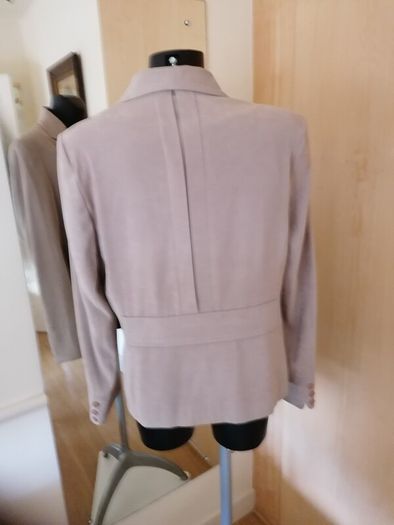 Women's Jacket Cream REDUCED Faux Suede SIZE 14