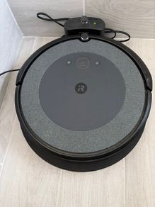 Roomba i5
