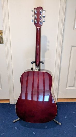 Acoustic guitar