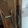 solid oak interior doors x6. Includes hinges and locks. 813mm wide x 2032mm high Image 8