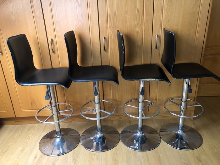 Chairs for kitchen counter