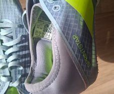 Running spikes Addidas sprintstar. As new worn only once round the garden. Uk size 6.5.