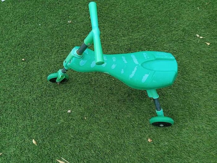 Tractor and scuttle bug Free to go