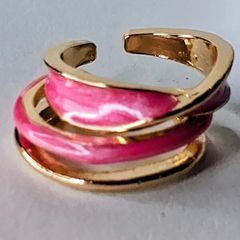A Pair of Pink Oil Drip Rings with Open Ring & Twist Ribbon Ring