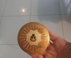 Vintage 1950s Brass Powder compact, Ireland souvenir Shamrock