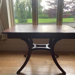 Table free for collection