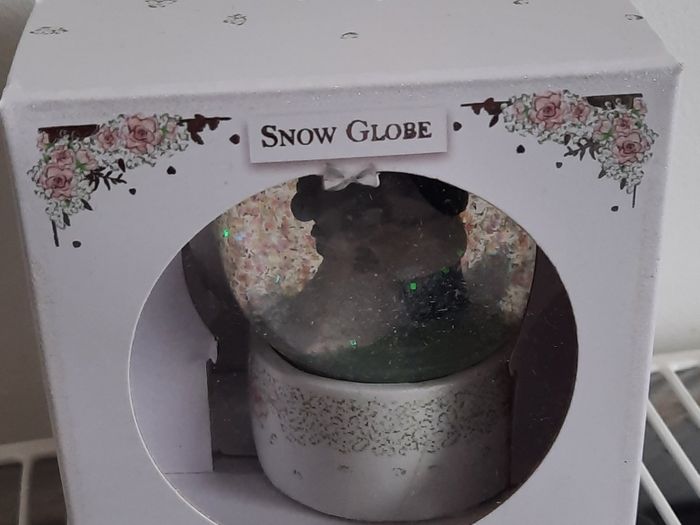 Brand new Me to You snow globe