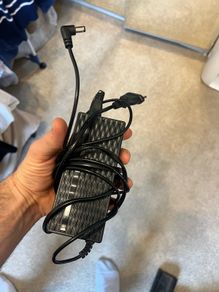 Lou electric skateboard charger scooter