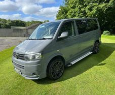 2013 Volkswagen Caravelle 2.0 diesel Automatic 9 seater