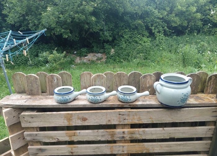 Soup Pot and Bowls