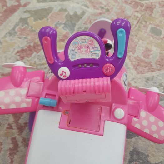 minnie mouse aeroplane ride on