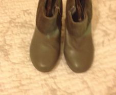 Buffalo grey leather ankle boots with suede trim size 39/6 hardly worn