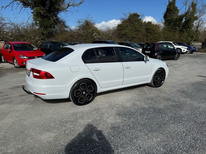 Skoda Superb 2.0TDi Automatic ..NEW NCT