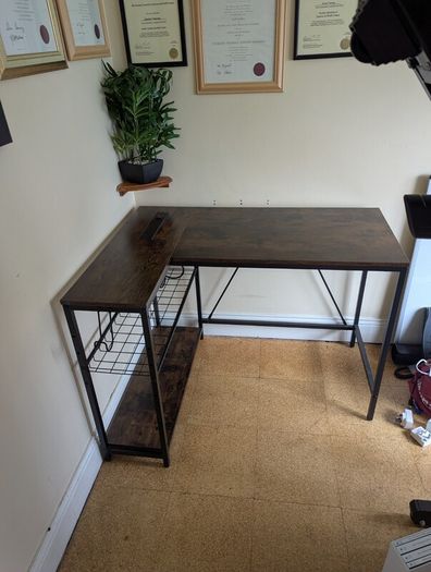 L-Shaped Corner Desk