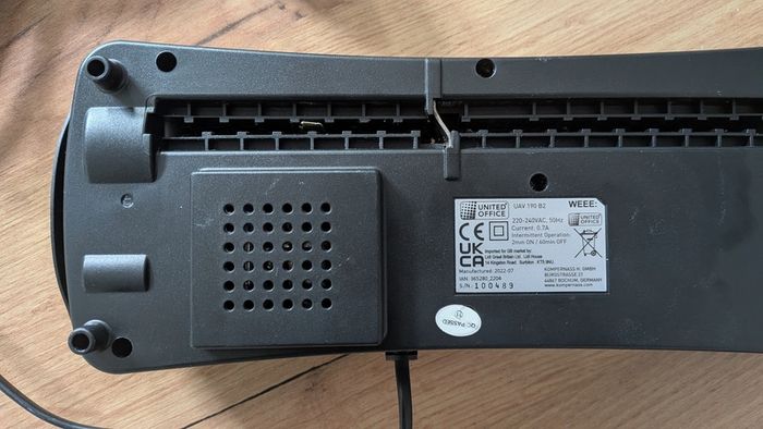 Compact shredder