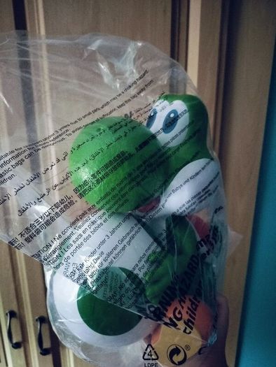 Yoshi popcorn bucket
